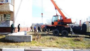 В двух метрах от балконов: в Запорожье на Песках возобновили строительство многоэтажки (ФОТО, ВИДЕО)