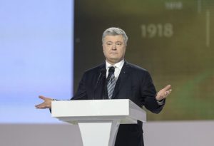 Через “Приватбанк” и криминальных авторитетов завозятся сотни миллионов для подкупа избирателей, – Соболев