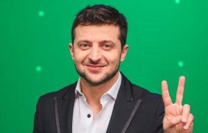 Запорожанке подарили моющее средство с этикеткой, напоминающей агитацию (ФОТО)