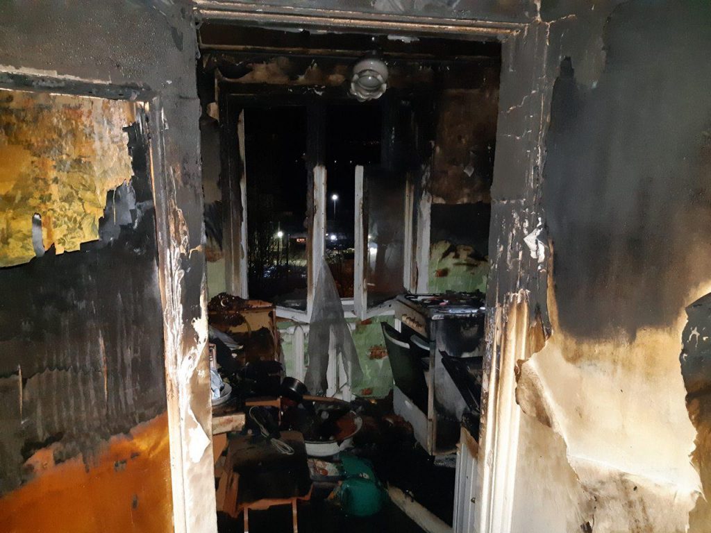 В Запорожье во время пожара травмировалась женщина (ФОТО)