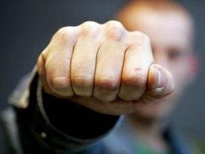 Ребенок попал в больницу: в Запорожской области разыскивают свидетелей нападения