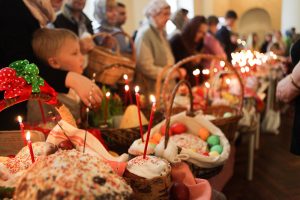 Что категорически нельзя освящать в церкви на Пасху?
