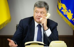 В сети шутят над звонками виртуального Порошенко с призывом голосовать за него на выборах (АУДИО)