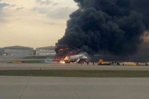 «Пассажиров выталкивала»: стюардесса рассказала жуткие подробности трагедии в «Шереметьево»