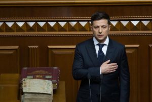 В одном из ВУЗов портрет Зеленского заменили листом бумаги (ФОТО)