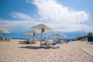 На запорожском курорте запустят бесплатные автобусы на пляж