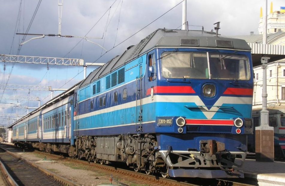Укрзализныця на летнее время запустила еще один поезд в Бердянск