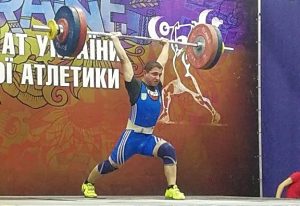Важкоатлети ЗНУ вибороли три «золота» молодіжного чемпіонату України