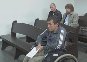 В Запорожье преступник в инвалидной коляске исполосовал мужчину: подробности (ВИДЕО)