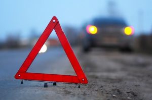 В Запорожье столкнулись маршрутка и авто с детьми (ВИДЕО)