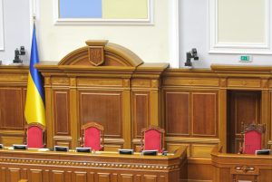 В Раде приняли новый избирательный кодекс с открытыми списками и без мажоритарки: кто голосовал