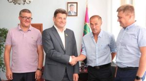 У Буряка наигрались в футбол: “Металлург” покидают лидеры