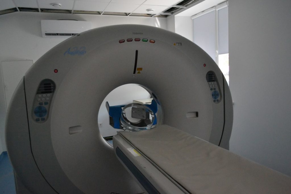 новый томограф в Клинике  Святого Миколая