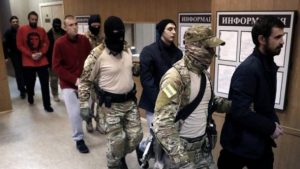 Сенцов и украинские моряки  возвращаются домой: обмен с Россией завершается (СПИСОК, ОБНОВЛЯЕТСЯ)