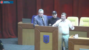 На заседании запорожского облсовета “сцепились” прокурор Романов и депутат Прасол (ВИДЕО)