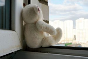 Смерть 8-летнего мальчика в Запорожской области: соседи не верят в суицид (ВИДЕО)