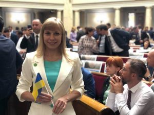 Юлия Яцык рассказала, чем занимаются ее помощники