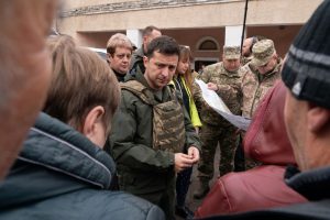 Зеленский завершил визит в Золотое и считает, что “все готовы к разведению” (ФОТО)