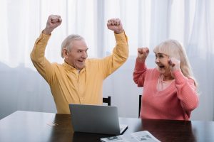 Когда на пенсию лётчикам, артистам, медикам и учителям