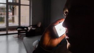 В Украине аферисты наживаются даже на больных людях: новые схемы