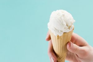 Мороженное без молока: двух запорожских производителей наказали штрафами