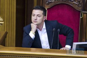 “Пора менять и этих”, – Зеленский про Верховную Раду (ВИДЕО)