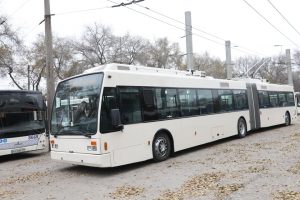 В Запорожье прибыл первый троллейбус-“гармошка” из Европы: технические характеристики (ФОТО)