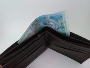 Учителям и врачам не платят зарплату: реакция Зеленского (ВИДЕО)