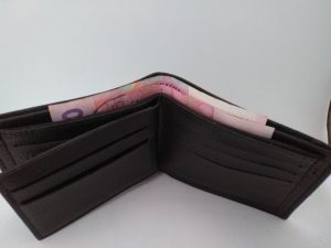 Запорожские фискалы назвали крупнейших минимизаторов зарплат