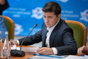 Сколько обещаний Зеленский провалил и исполнил за полгода своей работы