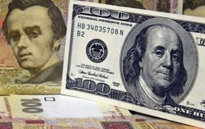 Доллар существенно подорожал в первый банковский день: чего ждать в дальнейшем