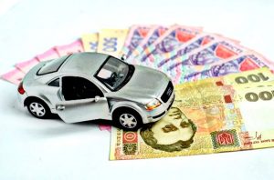 Кому в Украине придется платить 25 тысяч налога за авто