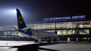 Во Львов на самолете: запорожцы не успевают добрать голоса по петиции