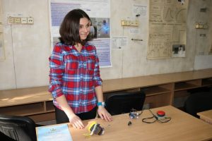 В Запорожье студентка изобрела прибор для реабилитации после инсульта