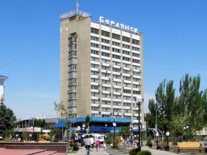 Гостиницу “Бердянск” выставили на онлайн-продажу