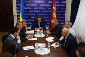 Частина запорізьких “слуг” виступили проти губернатора Туринка