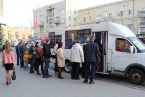 До десяти в маршрутке: перевозчики обращаются к запорожцам