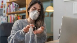 Пациенты с легкой формой коронавируса будут лечиться дома, – заявление главного санврача