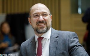 В Украине могут ввести “мультикарантин”: что это значит