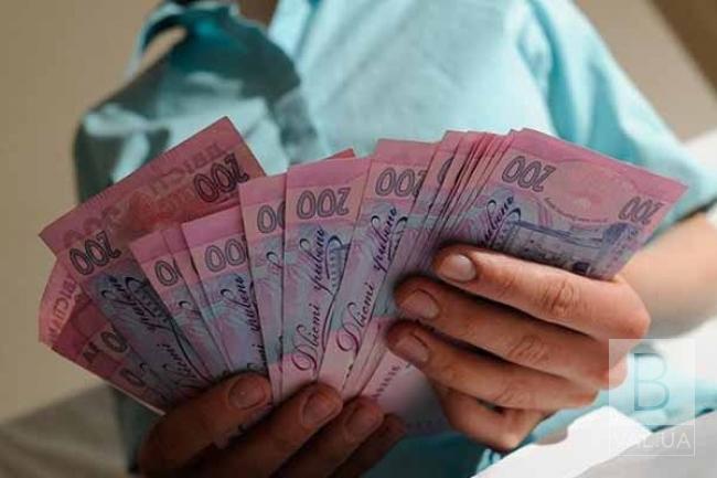 Государство выплатит дополнительные больничные: кто может получить деньги