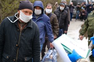 Украинцы вернулись домой: как прошел обмен пленными на Донбассе (ФОТО)
