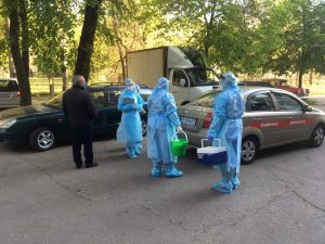 Заразившаяся COVID-19 медсестра 8 дней температурила в общежитии, – жильцы (ФОТО, ВИДЕО)