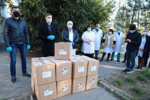Запорожская инфекционная больница получила помощь от метпредприятия (ФОТО)