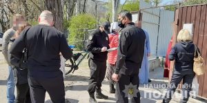 Освящал паски: на Бабурке священник получил админпротокол (ВИДЕО)