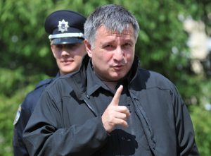 “Вы погуляли, а теперь хотите домой” – Аваков жестко о новых мерах МВД