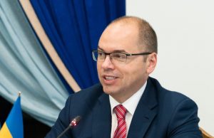 Топ-чиновники нажаловались журналистам на главу МОЗ: почему невзлюбили Степанова