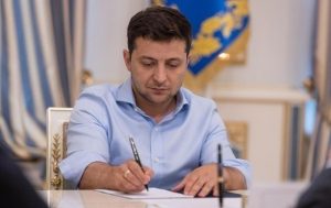 Кто лучший президент Украины и как прошел год Зеленского: результаты соцопроса