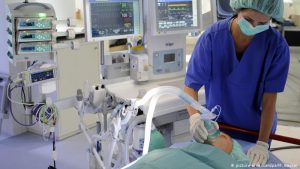 88% попавших на ИВЛ украинцев с COVID-19 умерли, – НАН