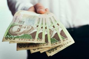 В Украине хотят в 2 раза повысить прожиточный минимум