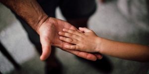 Врачи пытаются спасти 2-летнего запорожца с раком (ФОТО)
